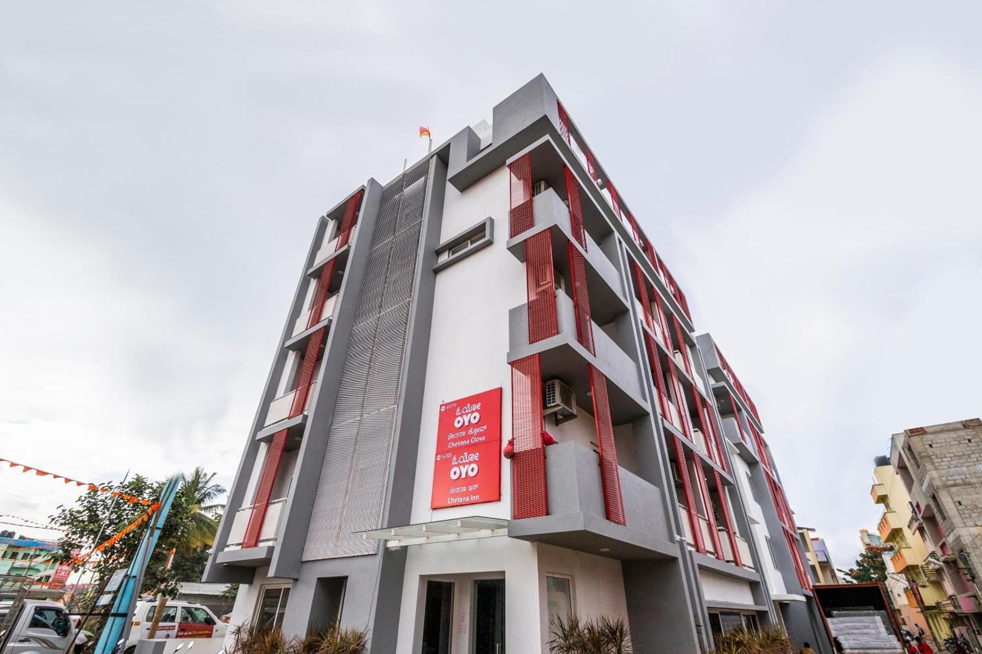 Super Townhouse Hebbal Hotel Bangalore Buitenkant foto