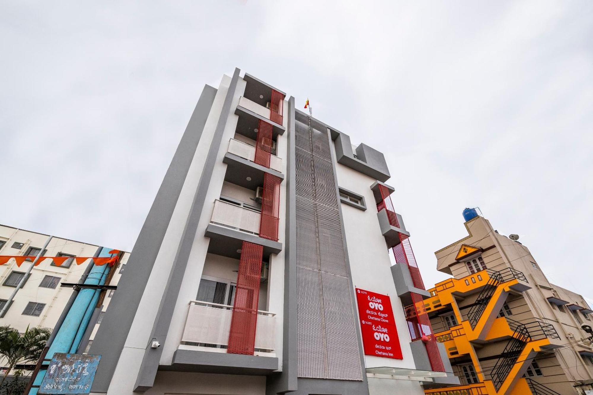 Super Townhouse Hebbal Hotel Bangalore Buitenkant foto