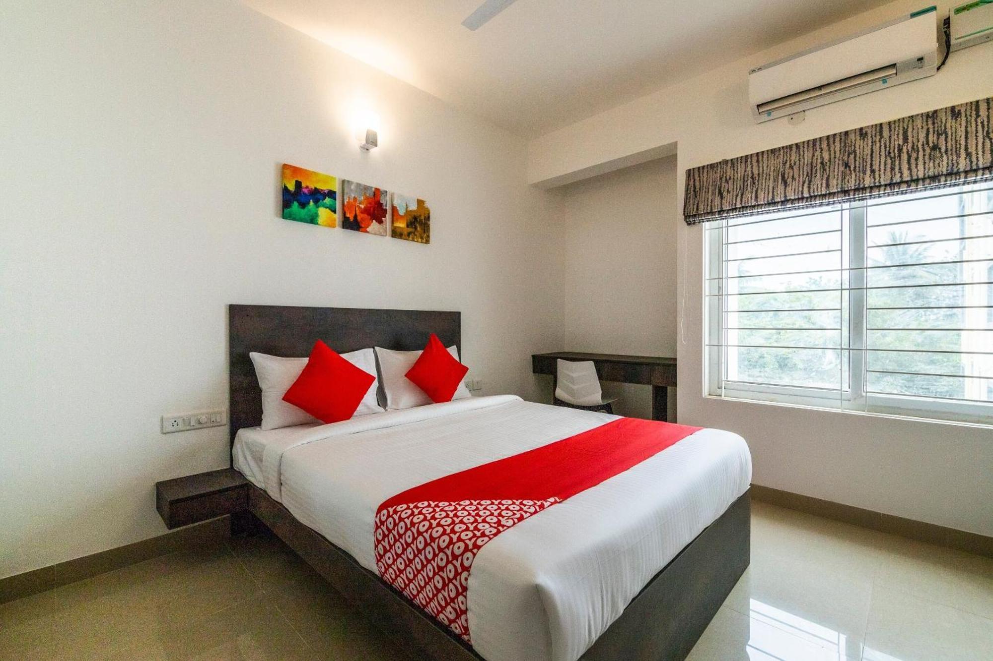 Super Townhouse Hebbal Hotel Bangalore Buitenkant foto
